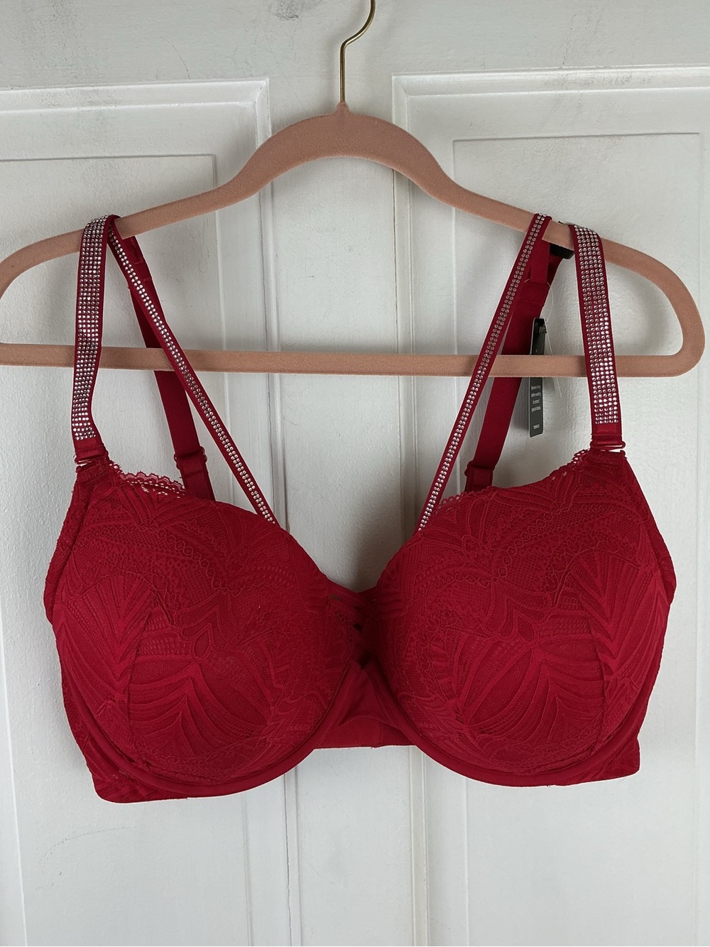 Torrid XO Plunge Push Up Bra Jester Red Lace Glam Straps 40DDD NWT